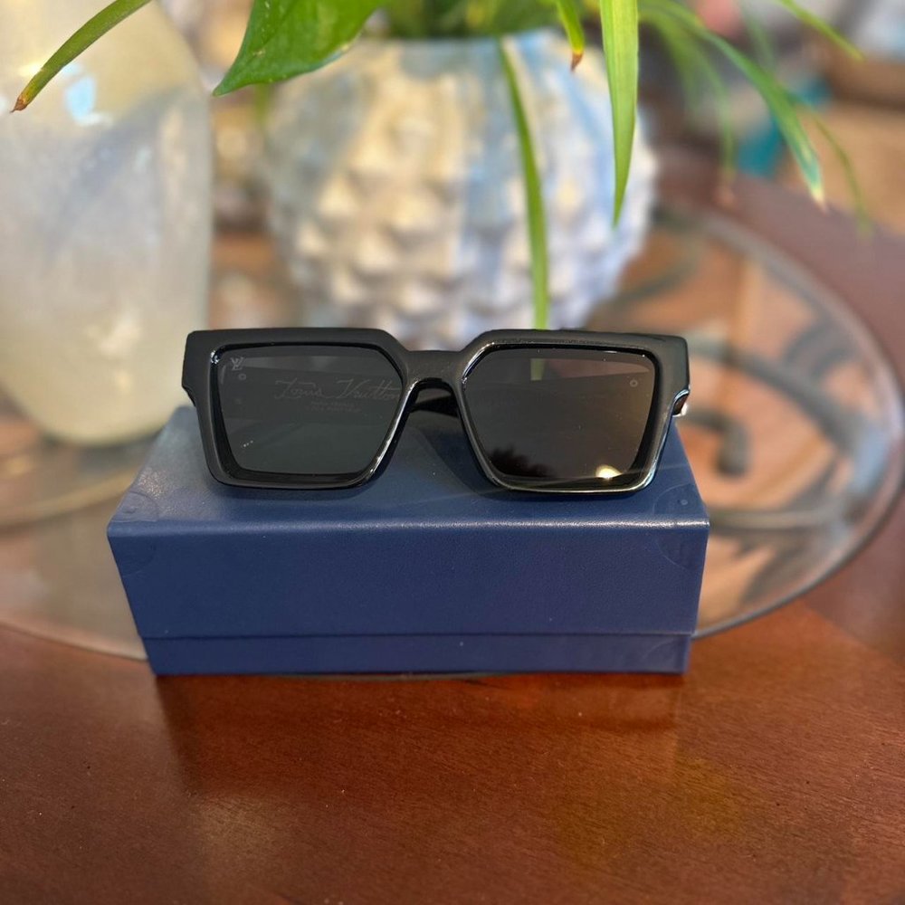 Louis Vuitton Men's Black and White Sunglasses